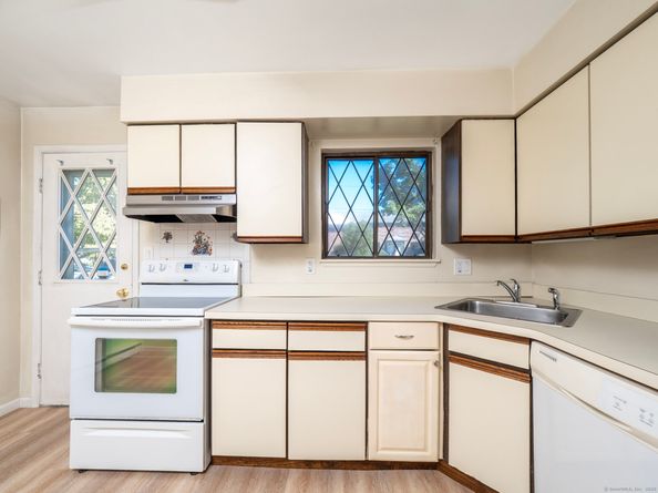 7 Arch Street 13, Norwalk CT 06850