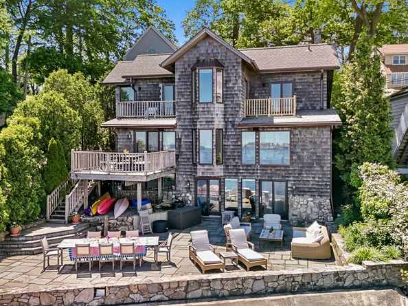 64 Ocean Drive E, Stamford CT 06902
