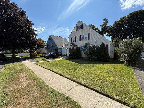 45 Queens Avenue, Stratford CT 06614