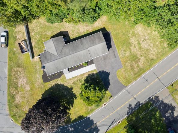 47 Primrose Drive, Trumbull CT 06611