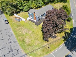 47 Primrose Drive, Trumbull CT 06611