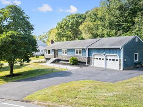 47 Primrose Drive, Trumbull CT 06611