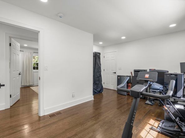 47 Primrose Drive, Trumbull CT 06611