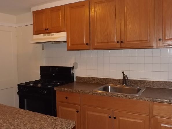 132 Virginia Avenue 132, Bridgeport CT 06610