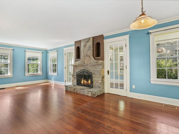 23 Bettswood Road, Norwalk CT 06851