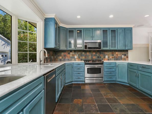 23 Bettswood Road, Norwalk CT 06851