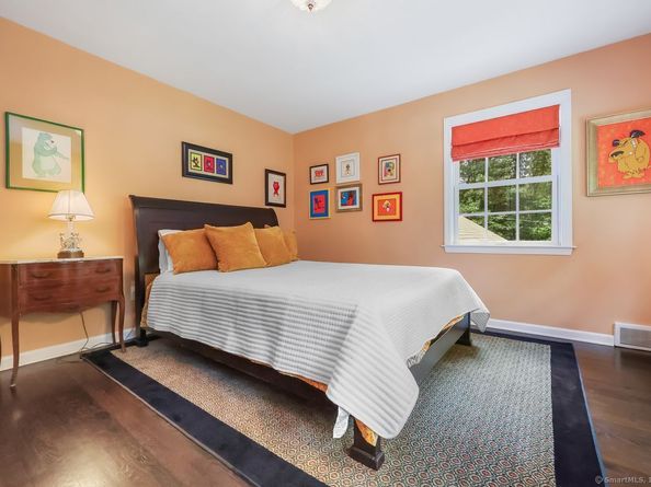 176 Logan Road, New Canaan CT 06840