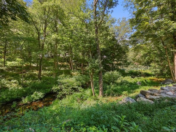 176 Logan Road, New Canaan CT 06840