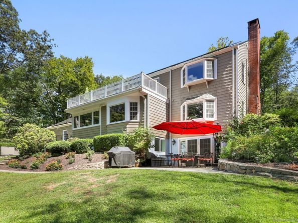 176 Logan Road, New Canaan CT 06840