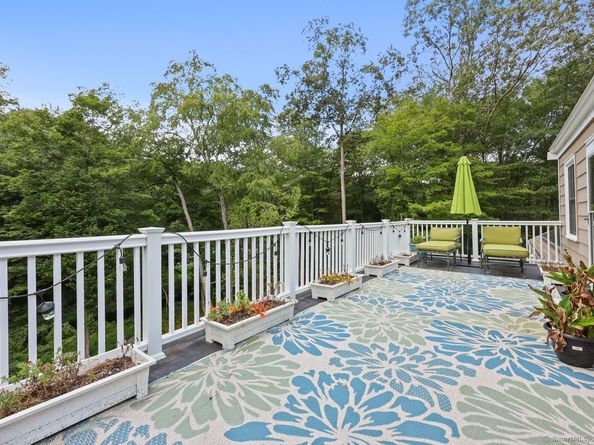 176 Logan Road, New Canaan CT 06840