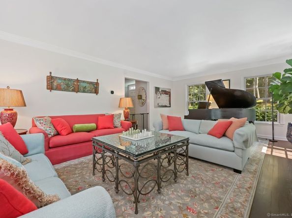 176 Logan Road, New Canaan CT 06840
