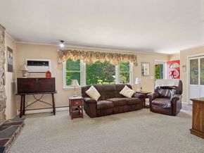 48 Pomona Road, Trumbull CT 06611