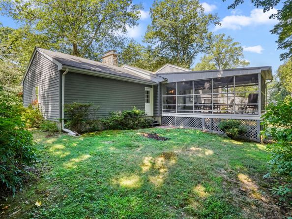 48 Pomona Road, Trumbull CT 06611