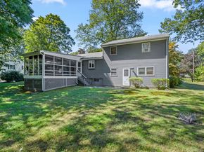 48 Pomona Road, Trumbull CT 06611