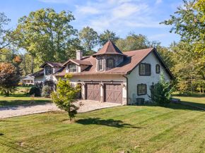 15 Mountain View Drive, Weston CT 06883