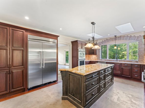 15 Mountain View Drive, Weston CT 06883