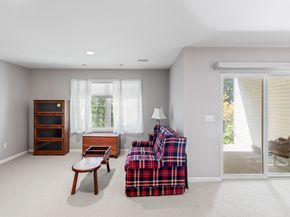 1702 Pinnacle Way 1702, Danbury CT 06811