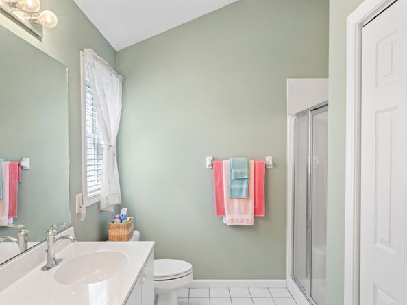 1702 Pinnacle Way 1702, Danbury CT 06811