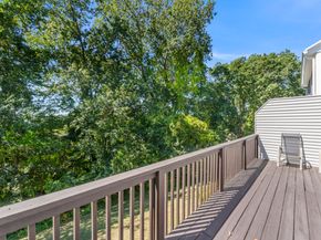 1702 Pinnacle Way 1702, Danbury CT 06811