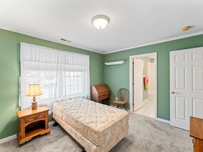 1702 Pinnacle Way 1702, Danbury CT 06811