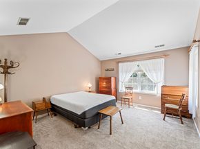 1702 Pinnacle Way 1702, Danbury CT 06811