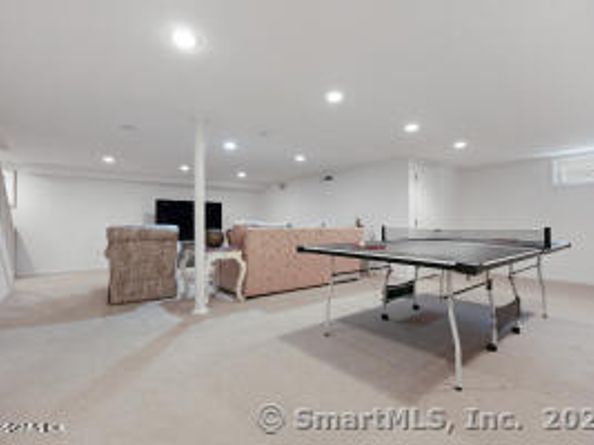 29 Griffith Road, Greenwich CT 06878