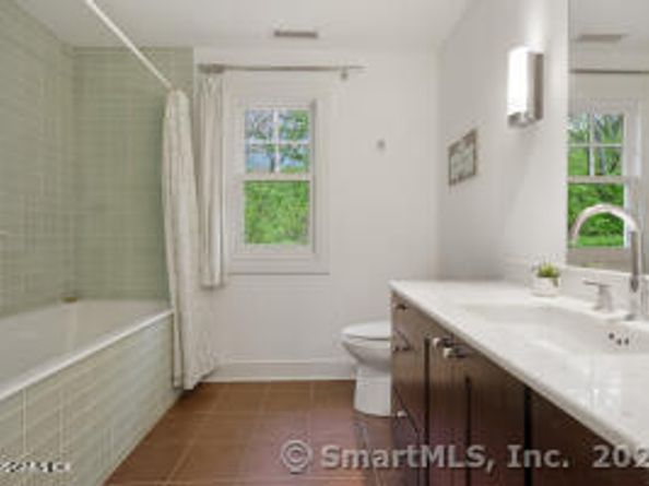 29 Griffith Road, Greenwich CT 06878