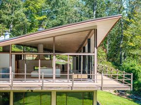 44 Benedict Hill Road, New Canaan CT 06840