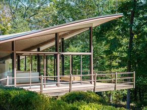 44 Benedict Hill Road, New Canaan CT 06840