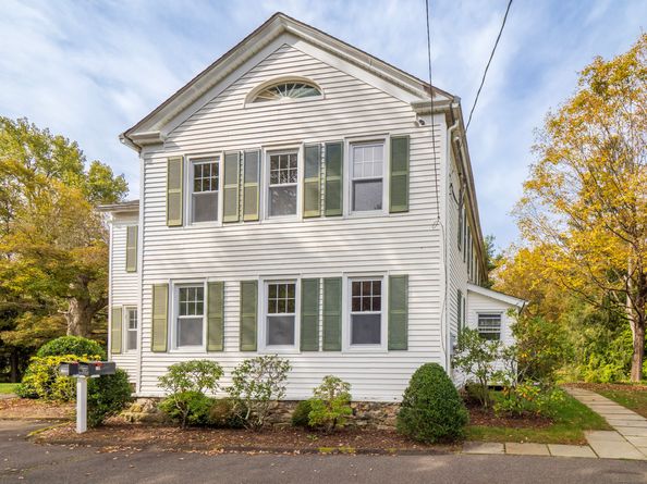 35 Ramapoo Road, Ridgefield CT 06877