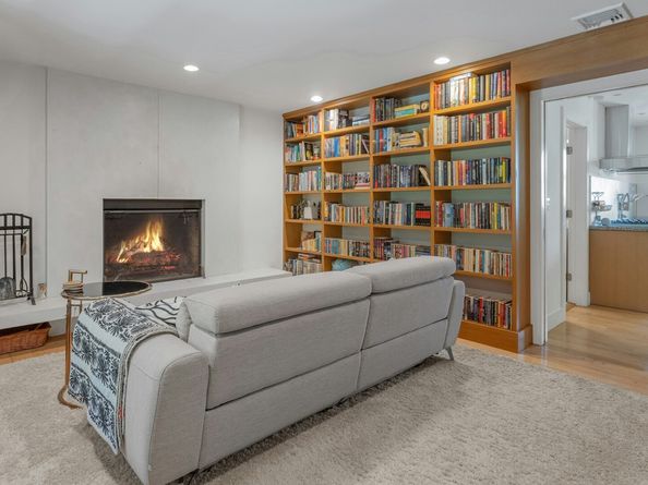 75 W Glen Drive, Stamford CT 06902