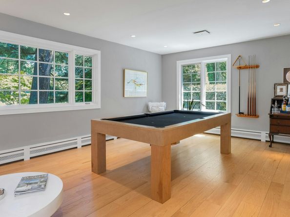 75 W Glen Drive, Stamford CT 06902