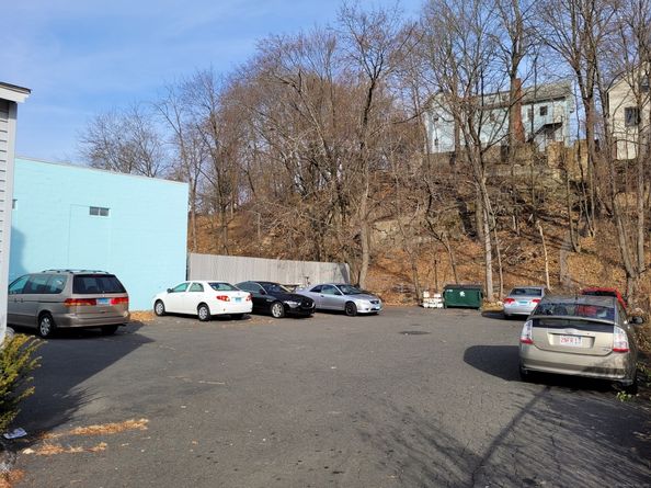 27 New Street, Danbury CT 06810