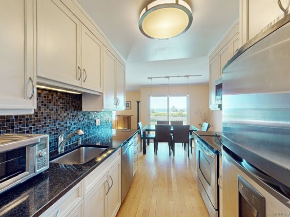 61 Seaview Avenue APT 55, Stamford CT 06902