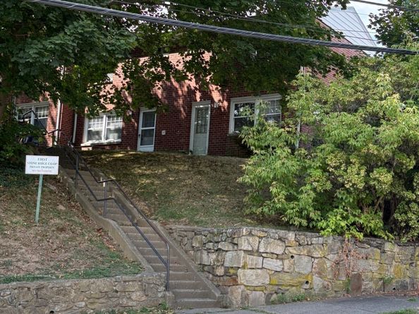 7 Stone Ridge Road, Bridgeport CT 06606