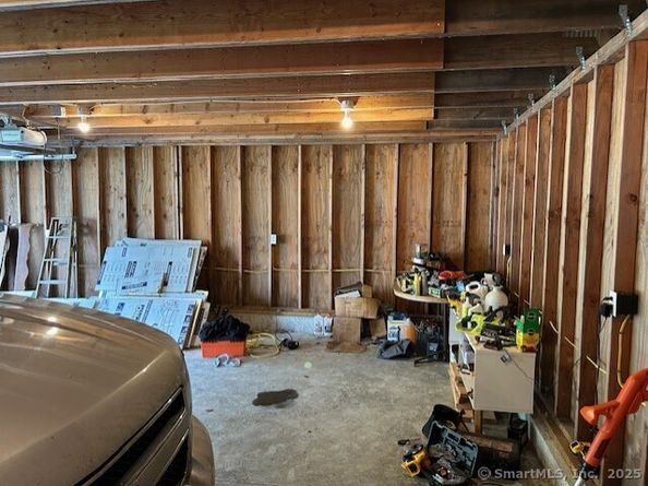 5 Shepaug Road, Newtown CT 06482