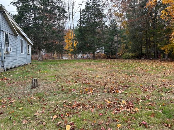 5 Shepaug Road, Newtown CT 06482