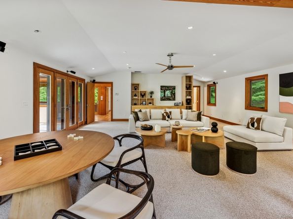 22 Father Peters Lane, New Canaan CT 06840