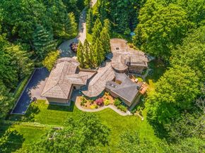 22 Father Peters Lane, New Canaan CT 06840