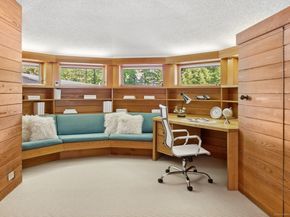 22 Father Peters Lane, New Canaan CT 06840
