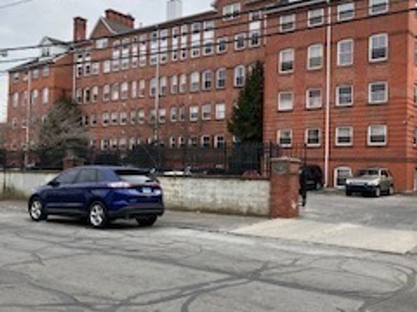 75 Wheeler Avenue 205, Bridgeport CT 06606