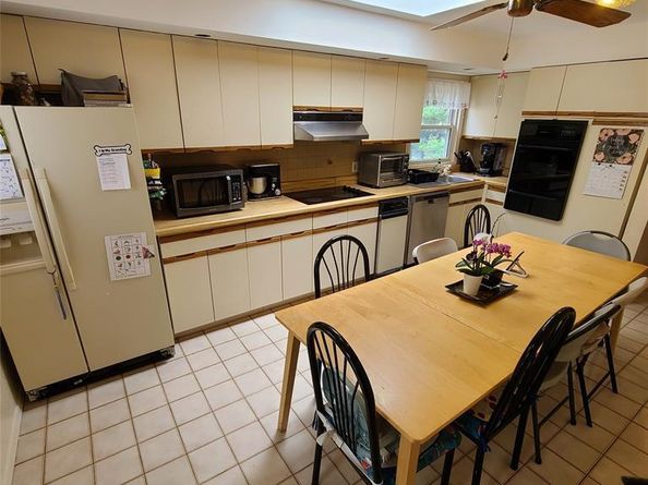 792 Kingsland Avenue, Ridgefield NJ 07657