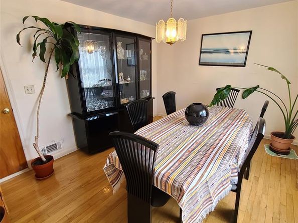792 Kingsland Avenue, Ridgefield NJ 07657