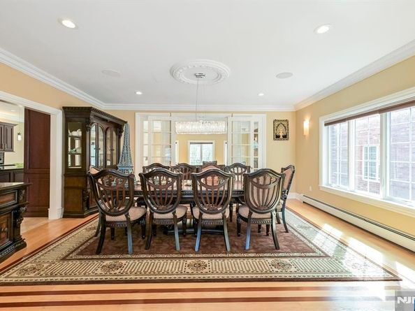 1044 Fairview Lane, Fort Lee NJ 07024
