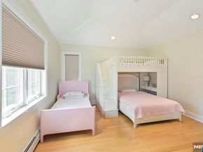 1044 Fairview Lane, Fort Lee NJ 07024