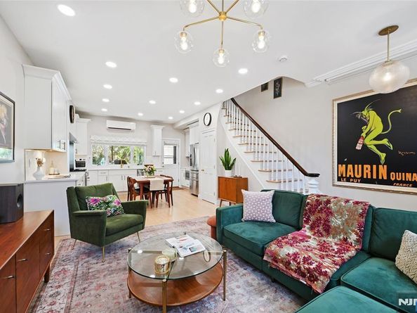 704 Garden Street, Hoboken NJ 07030