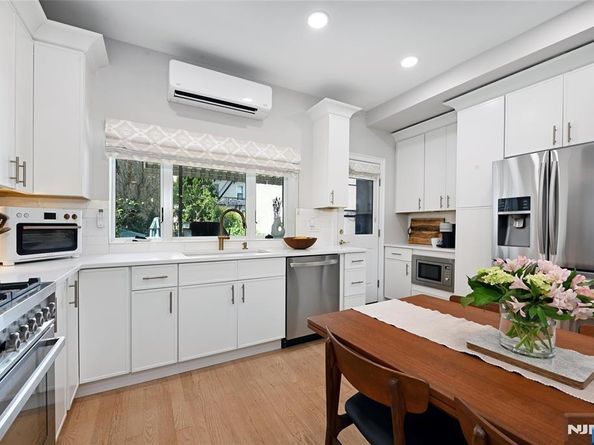 704 Garden Street, Hoboken NJ 07030