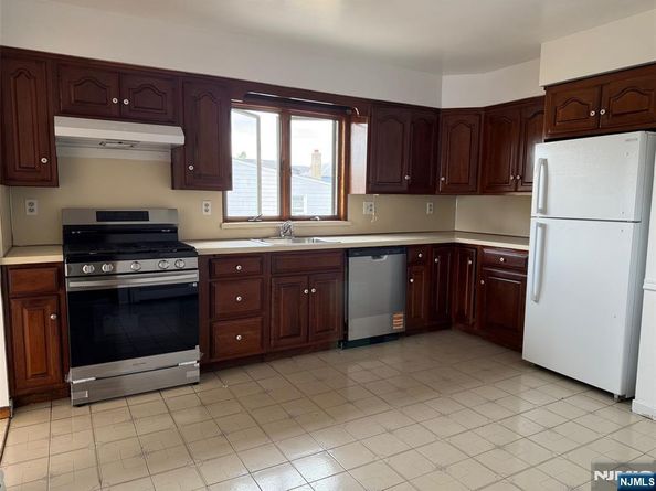 373 Jersey Avenue, Fairview NJ 07022