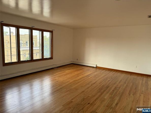 373 Jersey Avenue, Fairview NJ 07022