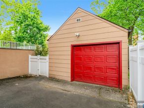 1130 Edgewood Lane, Fort Lee NJ 07024